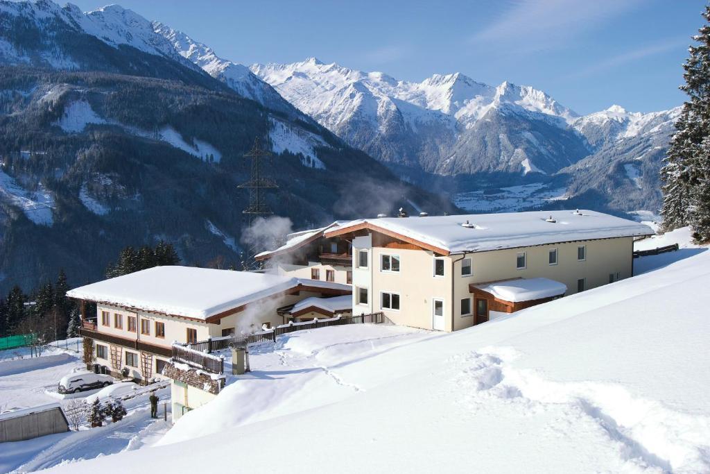 Jugend- Und Familienhotel Venedigerhof Neukirchen am Großvenediger Exterior foto